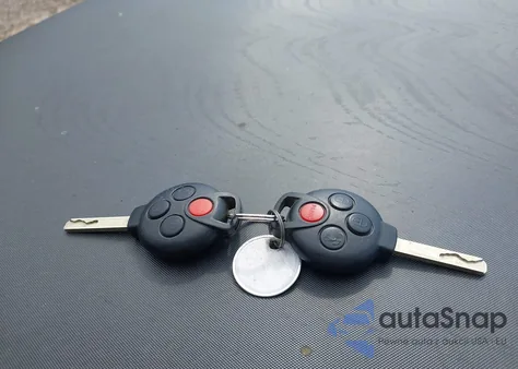 2013 Smart Fortwo Pure из США, поврежденный, VIN WMEEJ3BA3DK606754